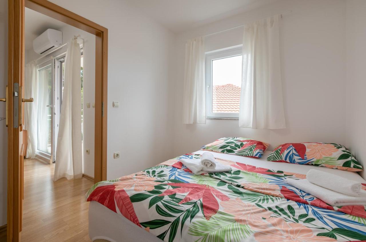 Apartman Mar18 Makarska Exterior foto
